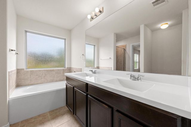 5720 Kennedy ST, Austin, TX 78747