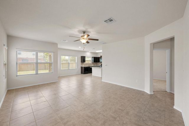 5720 Kennedy ST, Austin, TX 78747