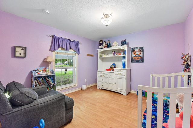 205 N Avenue E, Elgin, TX 78621
