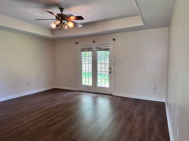 5320 Lantana Drive, Conway, AR 72034