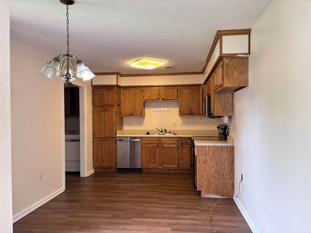 5320 Lantana Drive, Conway, AR 72034