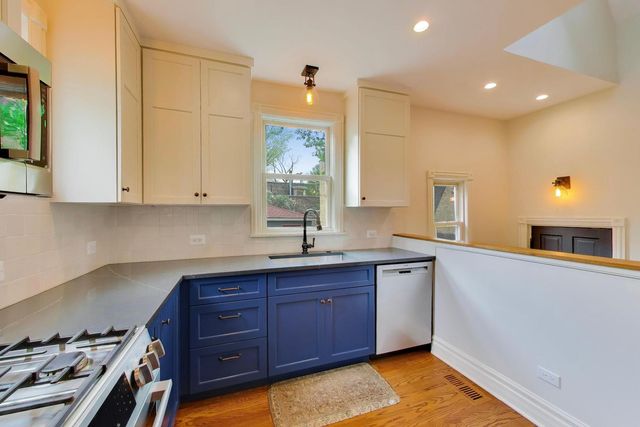 1206 Sherman Avenue, Evanston, IL 60202