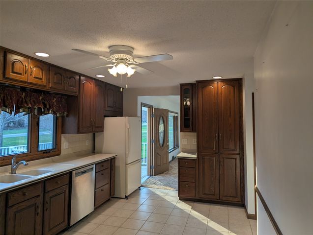 1266 BOYER Road, Erie, PA 16511