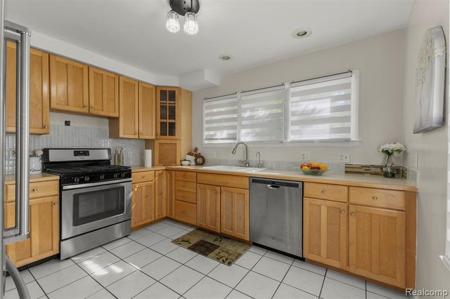 3617 Linwood Avenue, Royal Oak, MI 48073