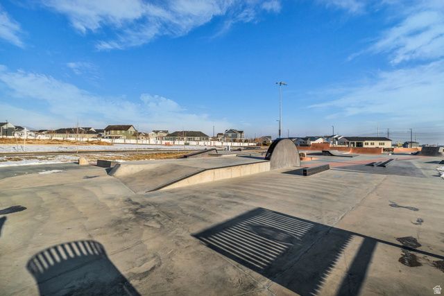 8459 S IVY GABLE DR, West Jordan, UT 84081