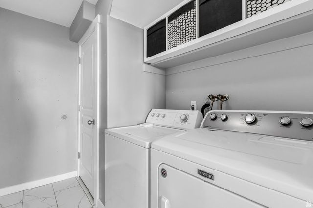 8459 S IVY GABLE DR, West Jordan, UT 84081