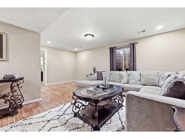 4204 Paddock Dr, Wellington, CO 80549