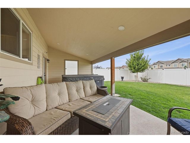 4204 Paddock Dr, Wellington, CO 80549