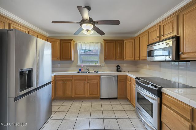 2109 Lindhridge Drive, Gulfport, MS 39507