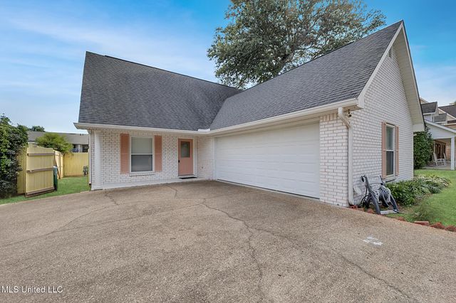 2109 Lindhridge Drive, Gulfport, MS 39507