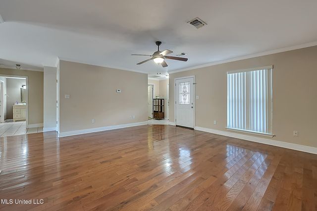 2109 Lindhridge Drive, Gulfport, MS 39507