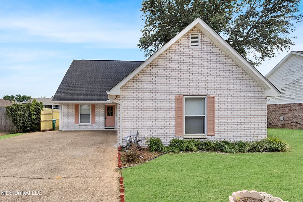 2109 Lindhridge Drive, Gulfport, MS 39507