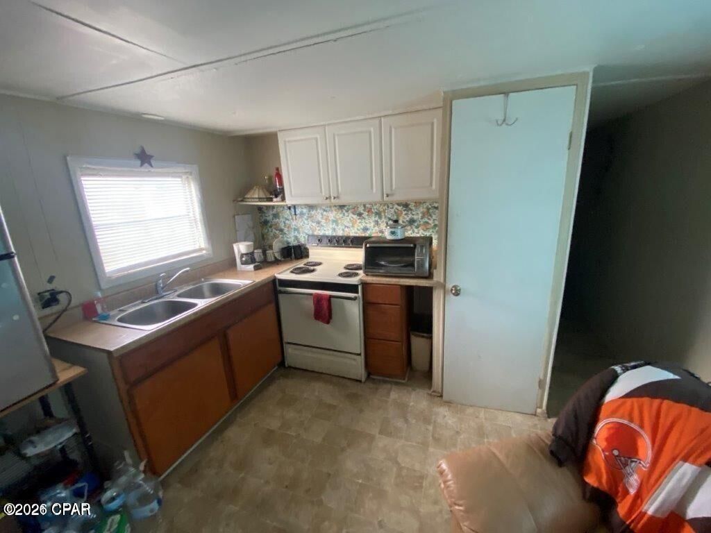 Image 7 of property listing at 2412 Dorothy Avenue A, Panama City Beach, FL 32408