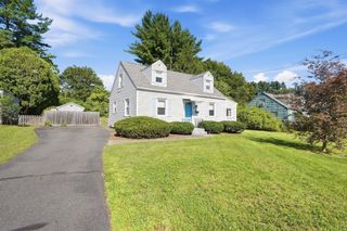 24 Grandview St, Northampton, MA 01062
