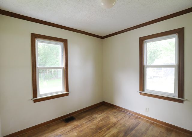 701 Freeman Avenue, Flint, MI 48507