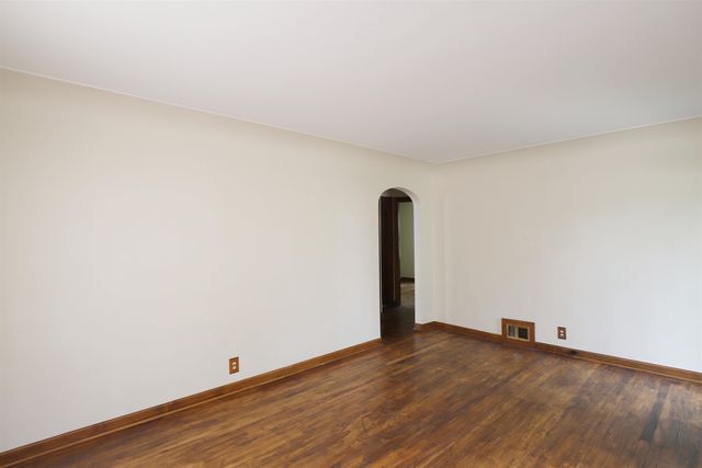 701 Freeman Avenue, Flint, MI 48507