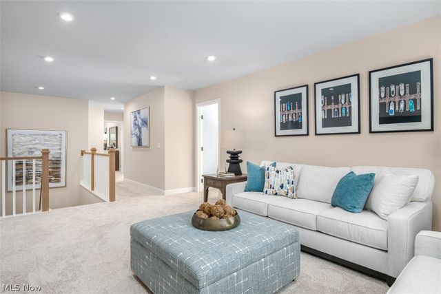 6251 Cherry Blossom Circle NW, Lehigh Twp, OH 44720