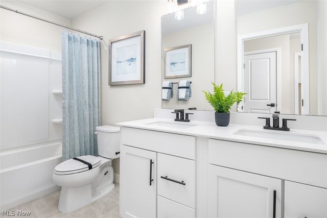 6251 Cherry Blossom Circle NW, Lehigh Twp, OH 44720