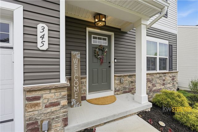 345 Arden Dr, Lancaster Twp, PA 16037