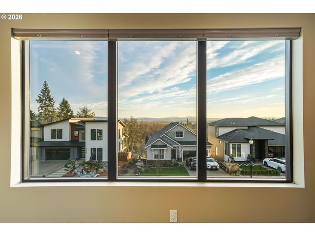 517 Ne PROVINCE Dr, Camas, WA 98607