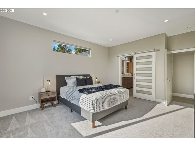 517 Ne PROVINCE Dr, Camas, WA 98607