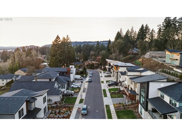 517 Ne PROVINCE Dr, Camas, WA 98607