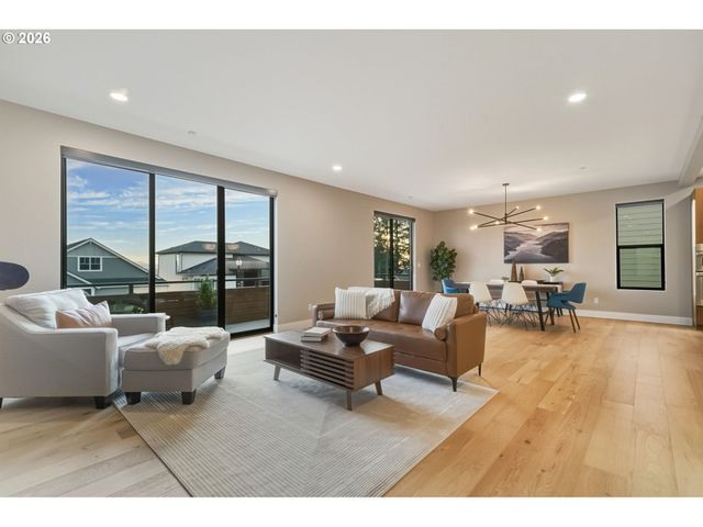 517 Ne PROVINCE Dr, Camas, WA 98607