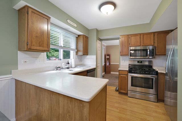 710 Cimarron Drive, Cary, IL 60013