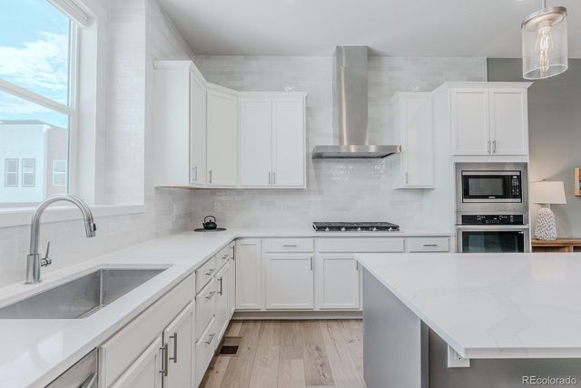 2282 Old Rail Way, Superior, CO 80027