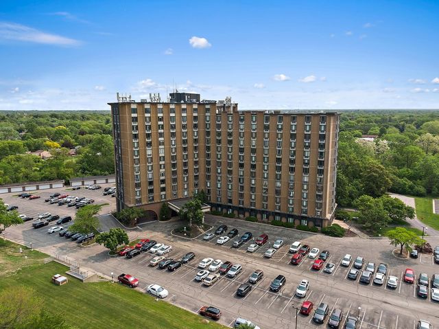 1 Renaissance Place 3PH, Palatine, IL 60067