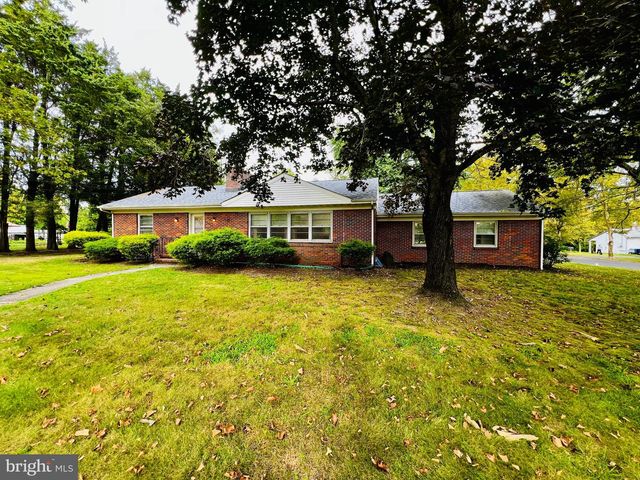 559 CHESTNUT TER, Vineland, NJ 08360