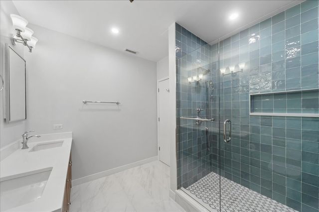 3140 N Sheffield Avenue 709, Chicago, IL 60657