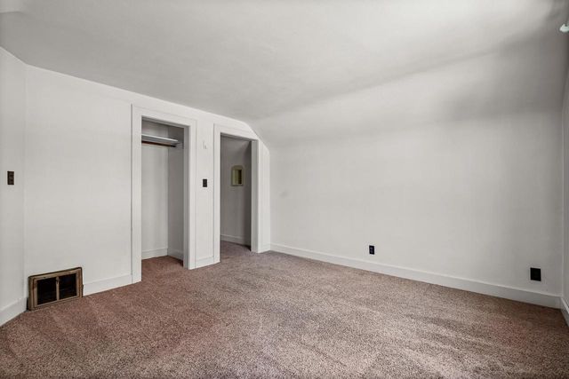 213-215 16th STREET N, La Crosse, WI 54601