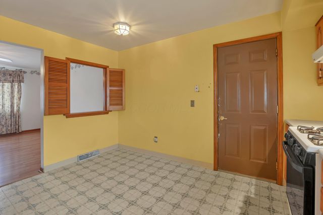 4589 Belfast Drive, Columbus, OH 43227