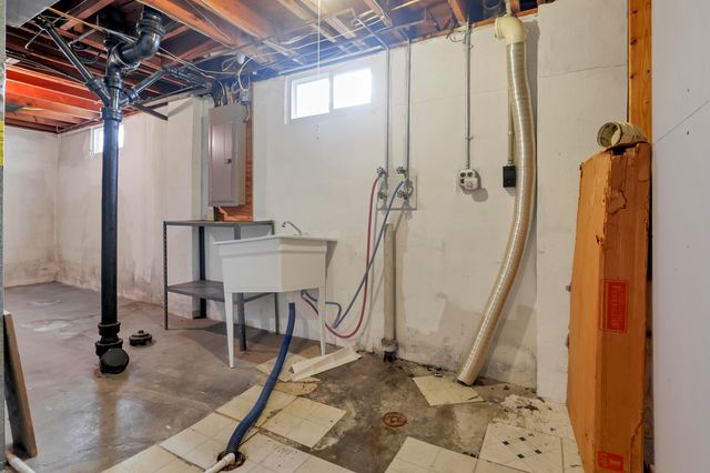 4589 Belfast Drive, Columbus, OH 43227