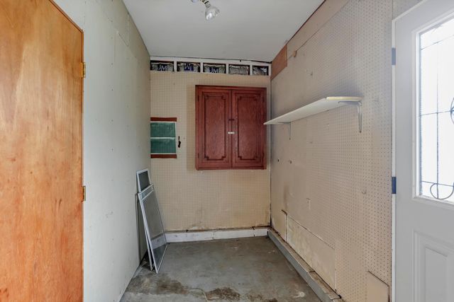 4589 Belfast Drive, Columbus, OH 43227