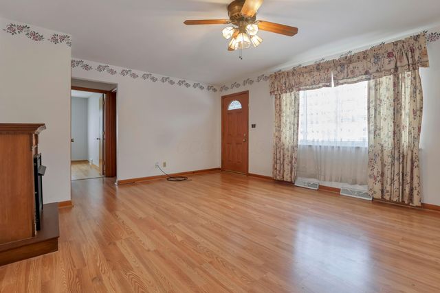 4589 Belfast Drive, Columbus, OH 43227