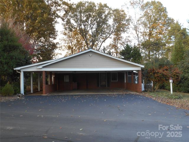 482 Miller Farm Road, Statesville, NC 28625