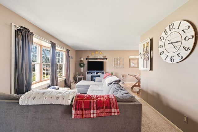 635 Karlson Drive, Mansfield, OH 44904