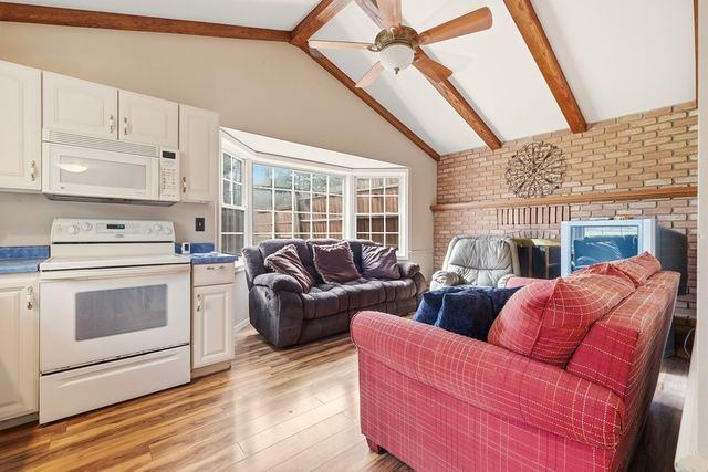 635 Karlson Drive, Mansfield, OH 44904