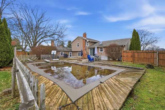 635 Karlson Drive, Mansfield, OH 44904