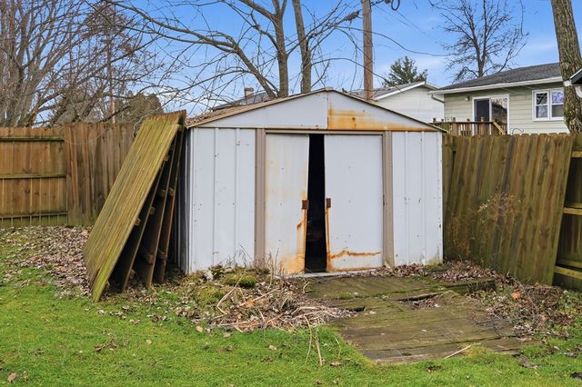 635 Karlson Drive, Mansfield, OH 44904