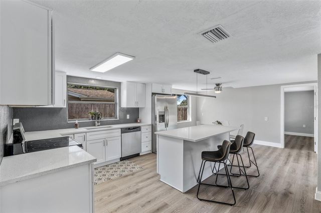 9201 HUNT CLUB LANE, Port Richey, FL 34668