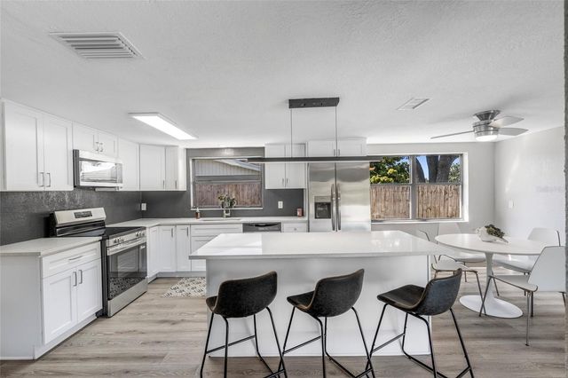 9201 HUNT CLUB LANE, Port Richey, FL 34668