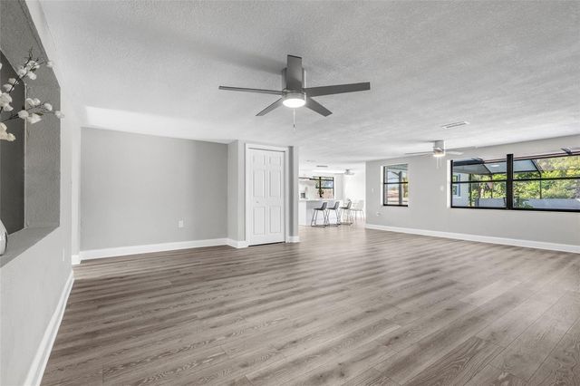 9201 HUNT CLUB LANE, Port Richey, FL 34668