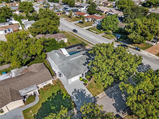 9201 HUNT CLUB LANE, Port Richey, FL 34668