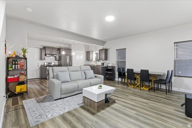 8680 N SHADOW CREEK ALLEY, Eagle Mountain, UT 84005