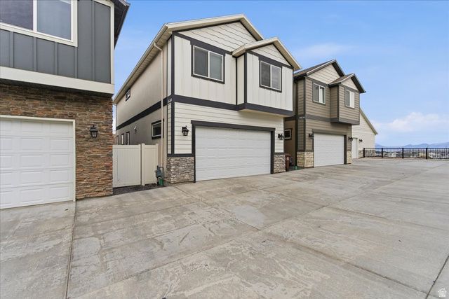 8680 N SHADOW CREEK ALLEY, Eagle Mountain, UT 84005