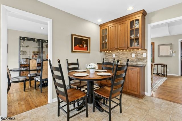 46 SURREY ROAD, Clark Twp., NJ 07066