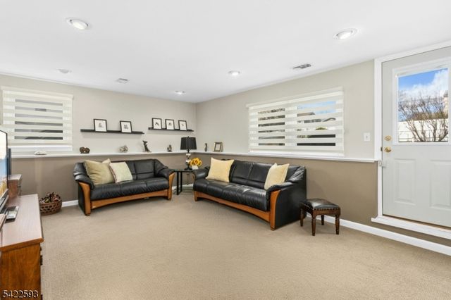 46 SURREY ROAD, Clark Twp., NJ 07066